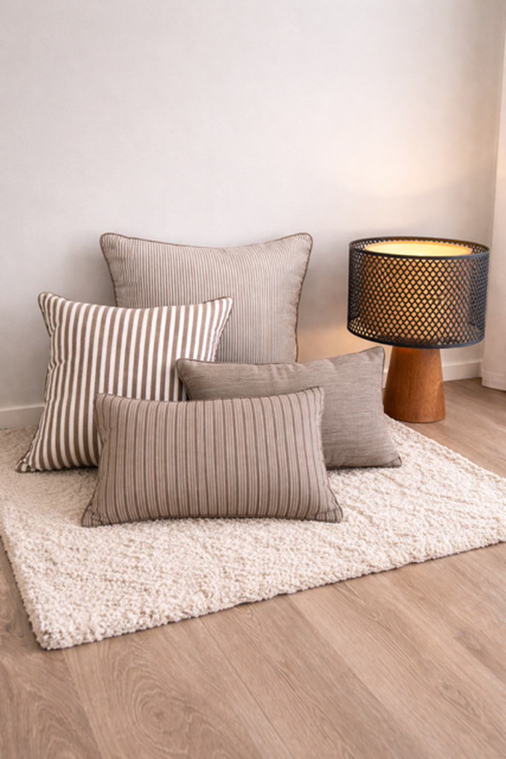 No19_Brownie_cushion_1024x1536